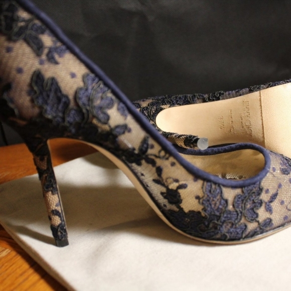 Jimmy Choo blue lace pumps - Picture 6 of 7